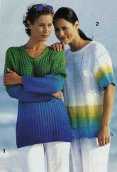 Пуловер с переходом от синего цвета к зеленому