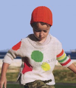 Пуловер спицами с цветными кругами и шапка