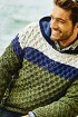 Мужской пуловер, связанный вафельным узором