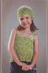 Зеленый топ, шапочка и белое болеро к комплекту