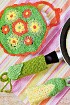 Чехлы на ручки сковородок и сумочка для пакетов крючком