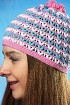 Розово-бело-голубая шапочка