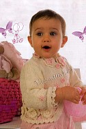 Кофточка с вязаными розами