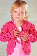 Розовый жакет с ажурными рукавами