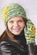 Пестрая шапка и варежки с желтой отделкой