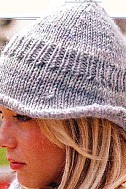 Шапочка серого цвета