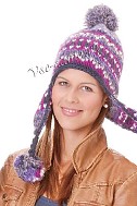 Шапка спицами с помпоном и наушниками