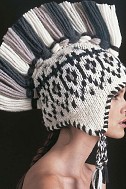 Шапка спицами - ирокез