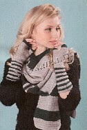 Полосатый шарф и митенки