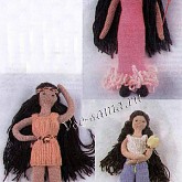 Кукла с модным гардеробом - вязаная игрушка