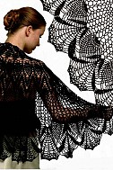 Накидка черная и ажурная