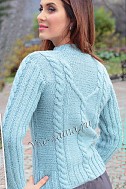 Тёплый голубой свитер