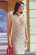 Платье в бежевых тонах