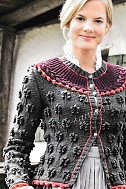 Жакет в фольклорном стиле