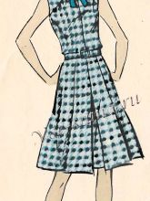 Платье из ткани в мелкую клеточку