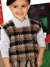 Detskii` zhilet v cletochku, foto