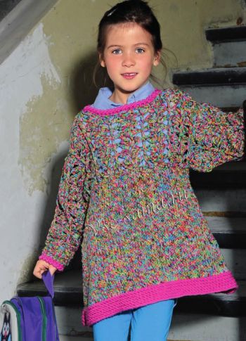 Детское платье из пестрой меланжевой пряжи, гетры и митенки, фото