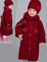 Пальто и шапочка вишневого цвета, фото