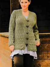 Зеленый жакет на пуговицах, фото