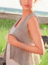 Светло-серый жилет спицами, фото