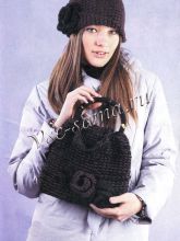 Коричневая шляпка и сумочка