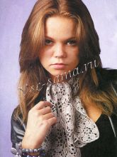 Серый шарф из мотивов