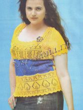 Желтый топ с синей вставкой