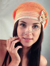 Берет с цветком