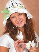 Ажурная шапка с лентой