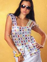 Топ с разноцветными кружочками