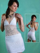 Белое платье с открытой спиной