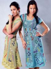 Платье с разноцветной вышивкой