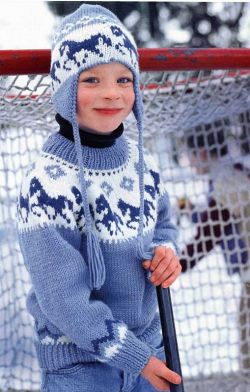 Детский пуловер с круглой кокеткой и шапка