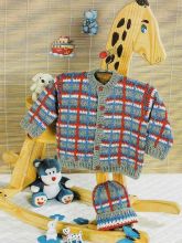 Жакет на пуговицах и шапочка