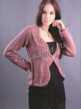 Розовый жакет с одной пуговкой