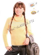 Желтый пуловер с вертикальным рисунком