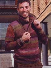 Полосатый пуловер