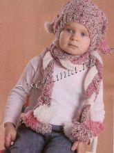 Шапочка с кисточками и шарф-косичка