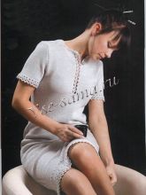 Платье с ажурной отделкой