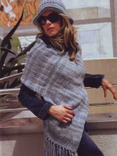 Накидка и шапочка серого цвета