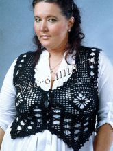 Черный жилет-болеро