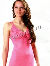 Розовое платье с открытым верхом