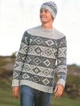 Пуловер с ромбами и шапка