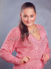 Розовый жакет с ажурной отделкой