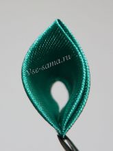 Острый лепесток канзаши с дырочкой, фото