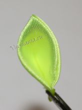 Острый лепесток канзаши, фото