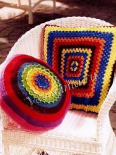 Круглая и прямоугольная подушки, фото