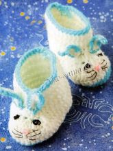 Носочки крючком "Зайчата"