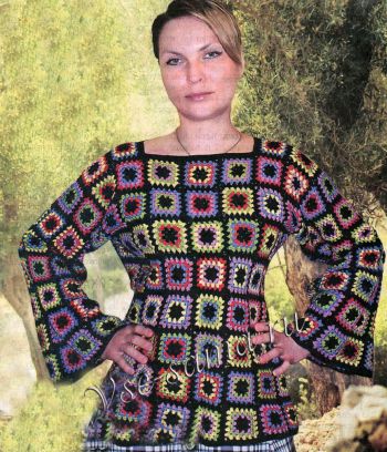 Пуловер из цветных квадратов, фото