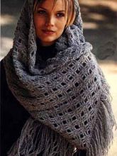 Палантин серого цвета